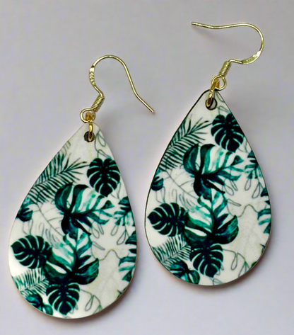 Stunning Monstera Plant Dangle Earrings with Exquisite Detailing on Both Sides.