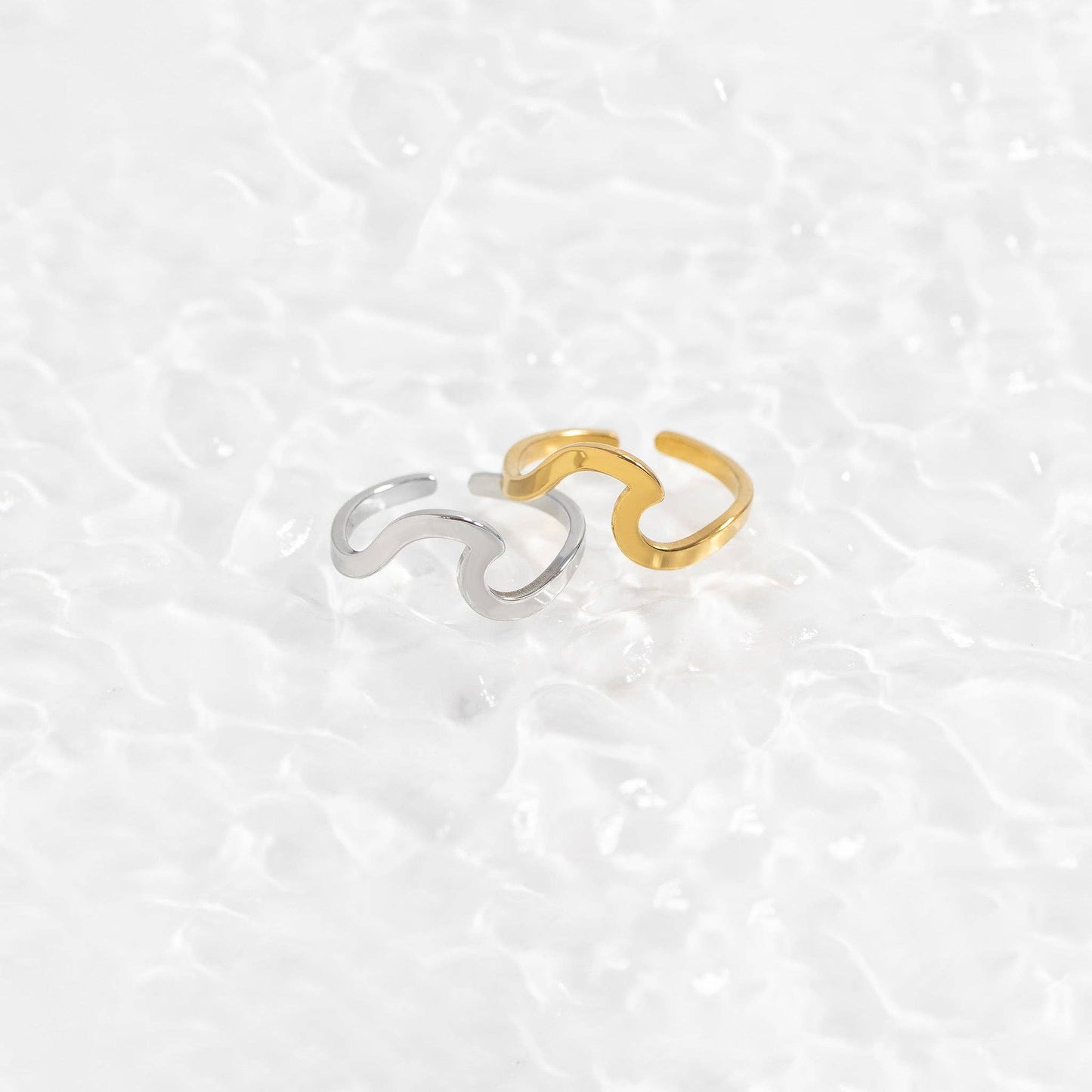 18K Gold PVD Adjustable Wave Toe Ring