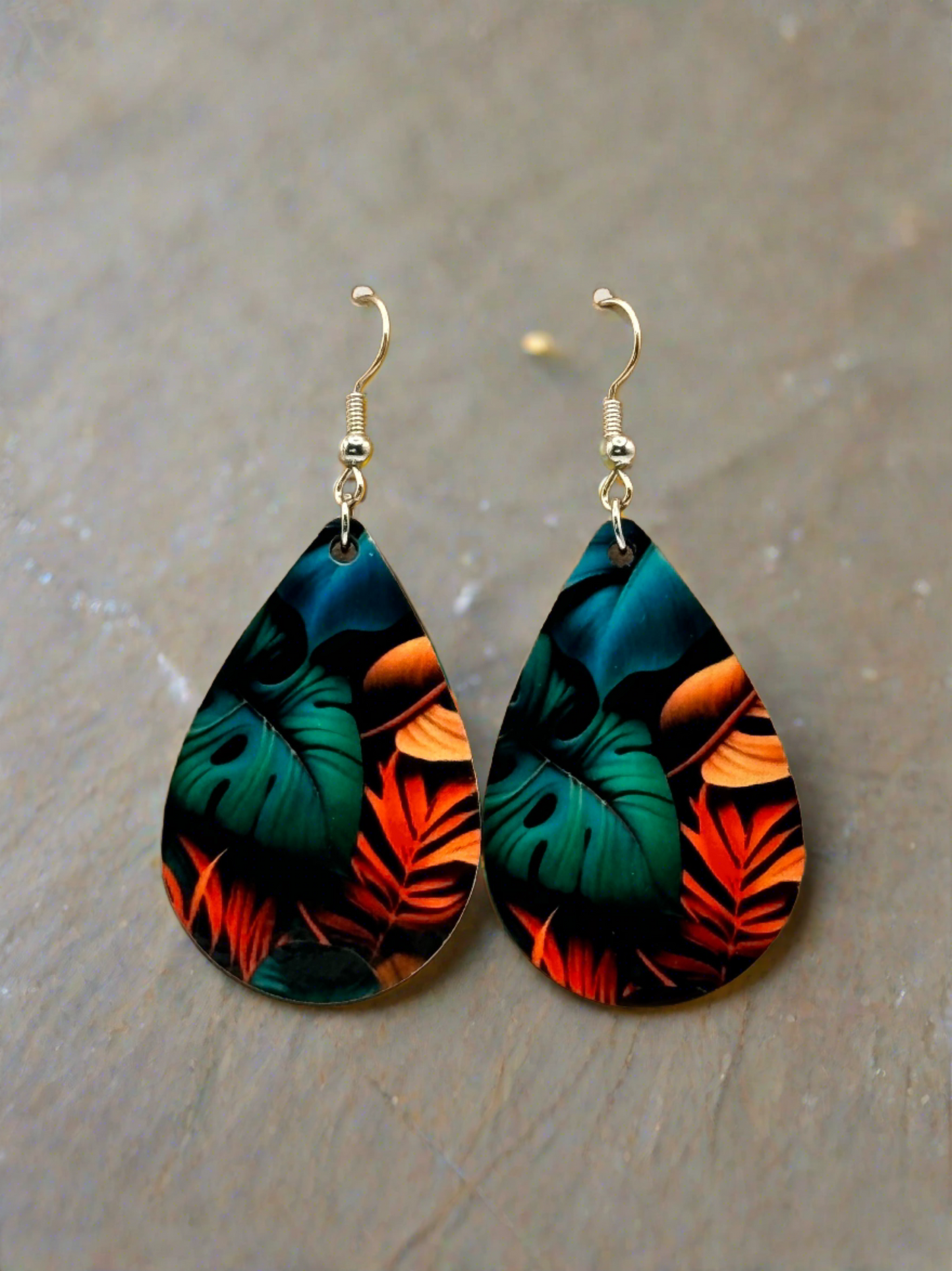 Tropical Chic: Gorgeous Colorful Monstera and Palm Leaf Earrings in Eye-Catching Hues!